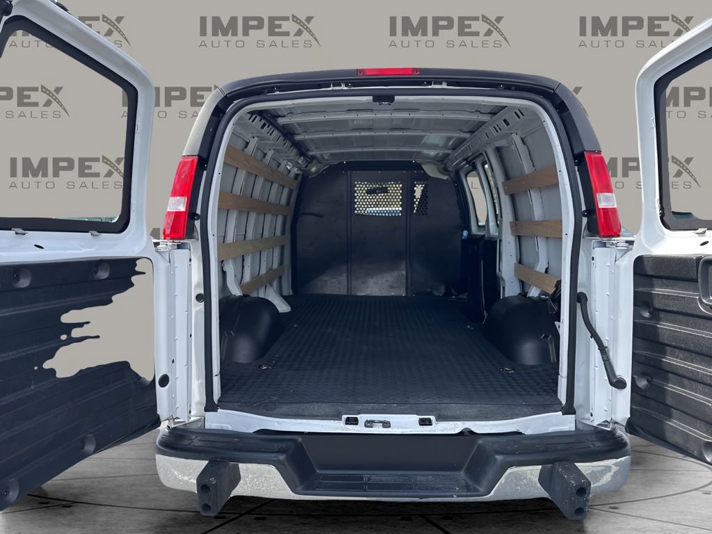 Used 2023 Chevrolet Express 2500 w/ Driver Convenience Package RWD image 21