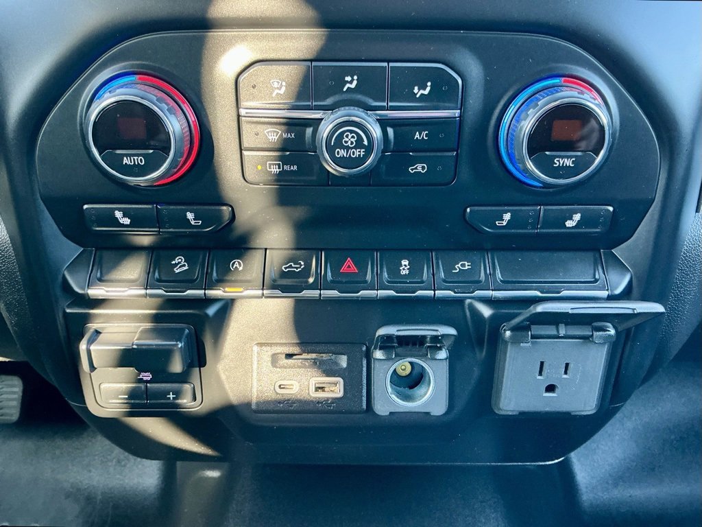 Used 2020 Chevrolet Silverado 1500 LT w/ All-Star Edition image 37