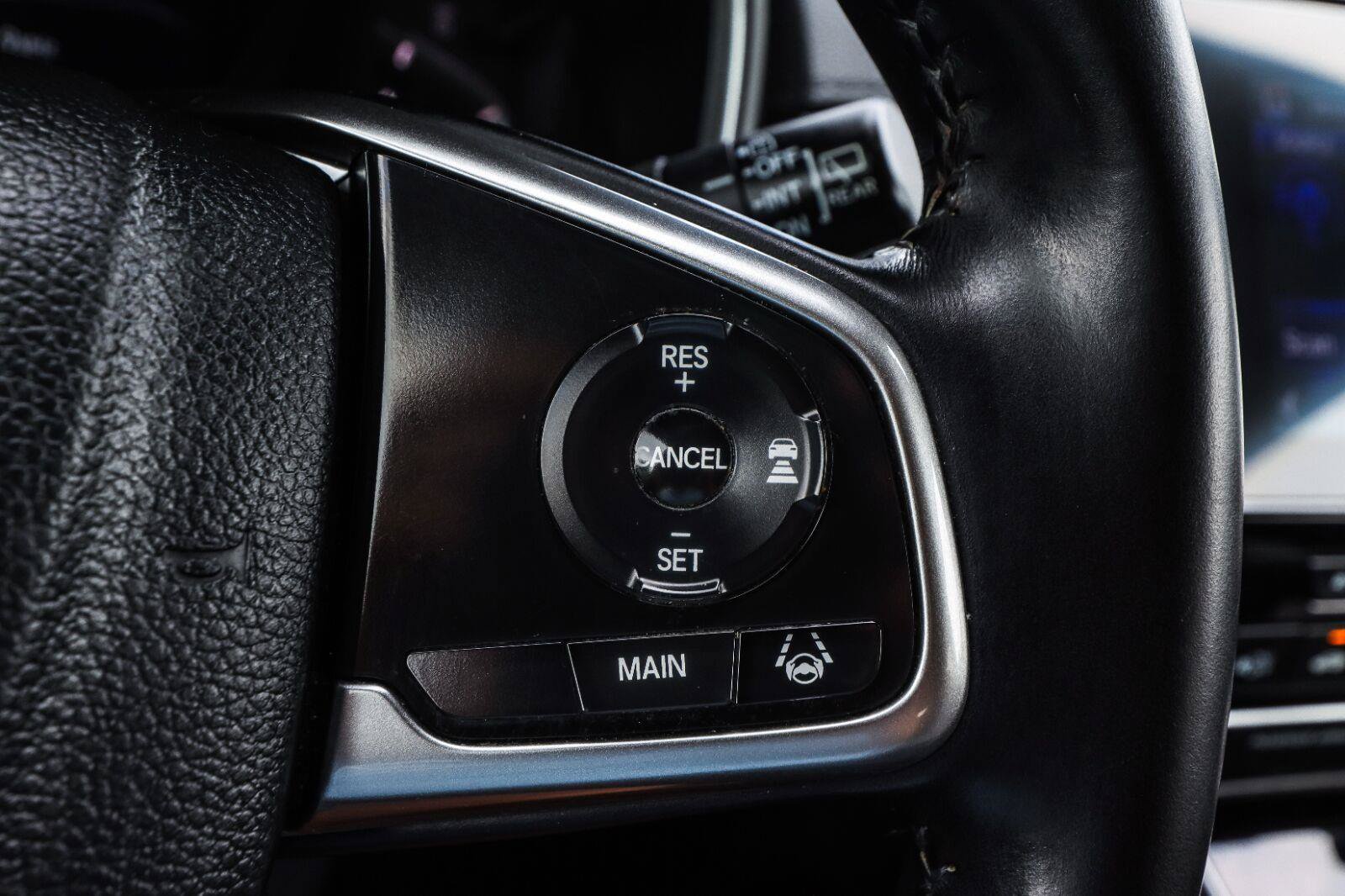 Used 2017 Honda CR-V Touring image 19
