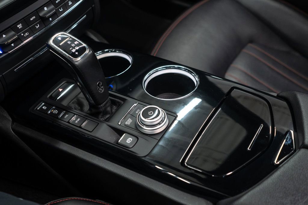 Used 2022 Maserati Ghibli Modena Q4 image 17