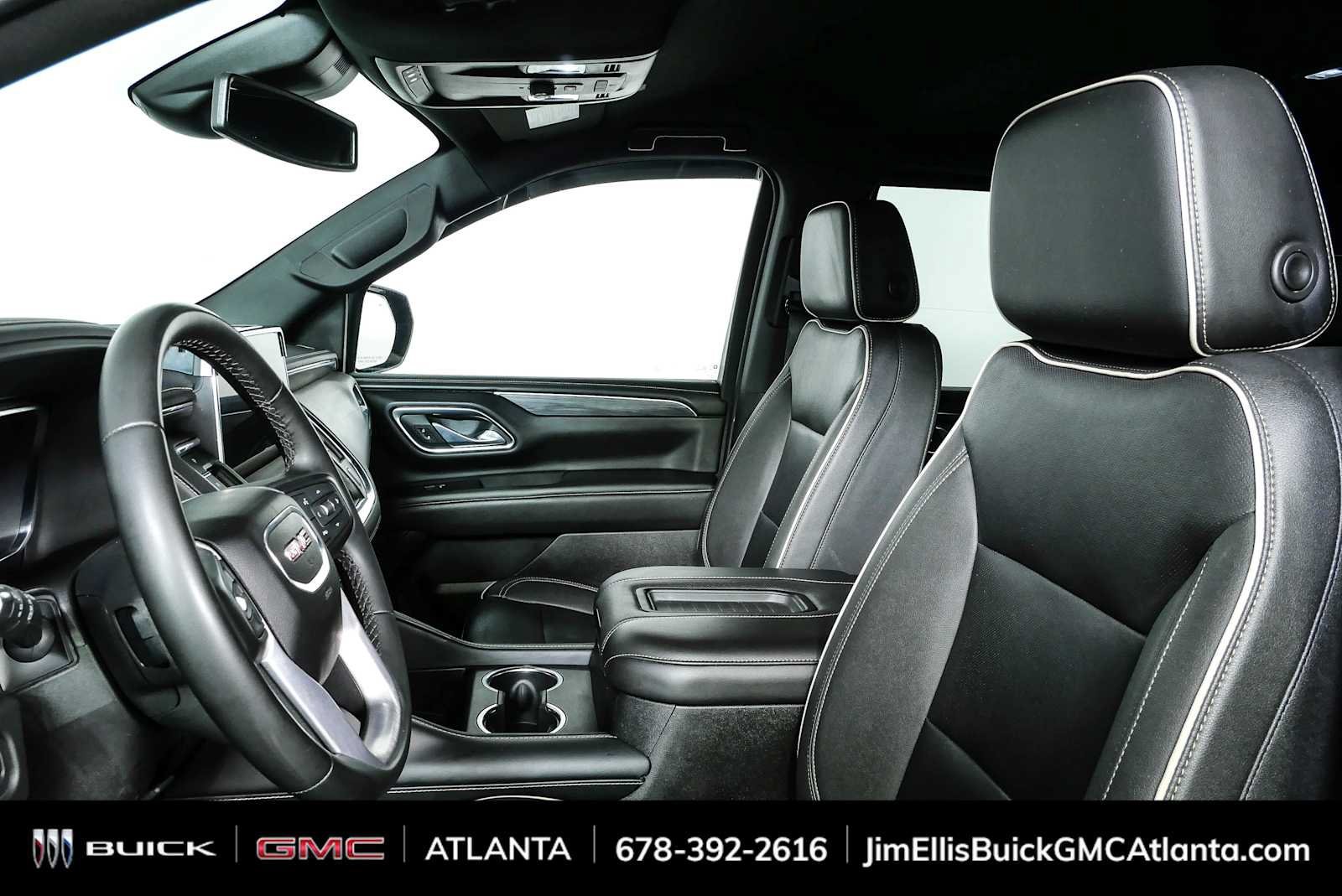 Used 2023 GMC Yukon XL SLT AWD/4WD image 10