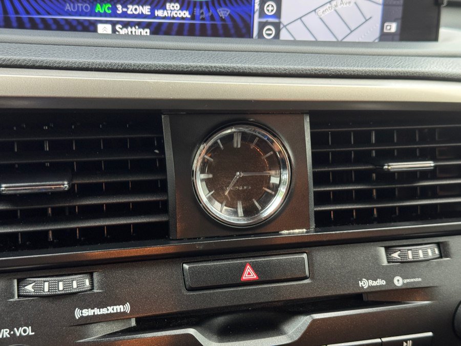 Used 2021 Lexus RX 350L AWD w/ Luxury Package image 55