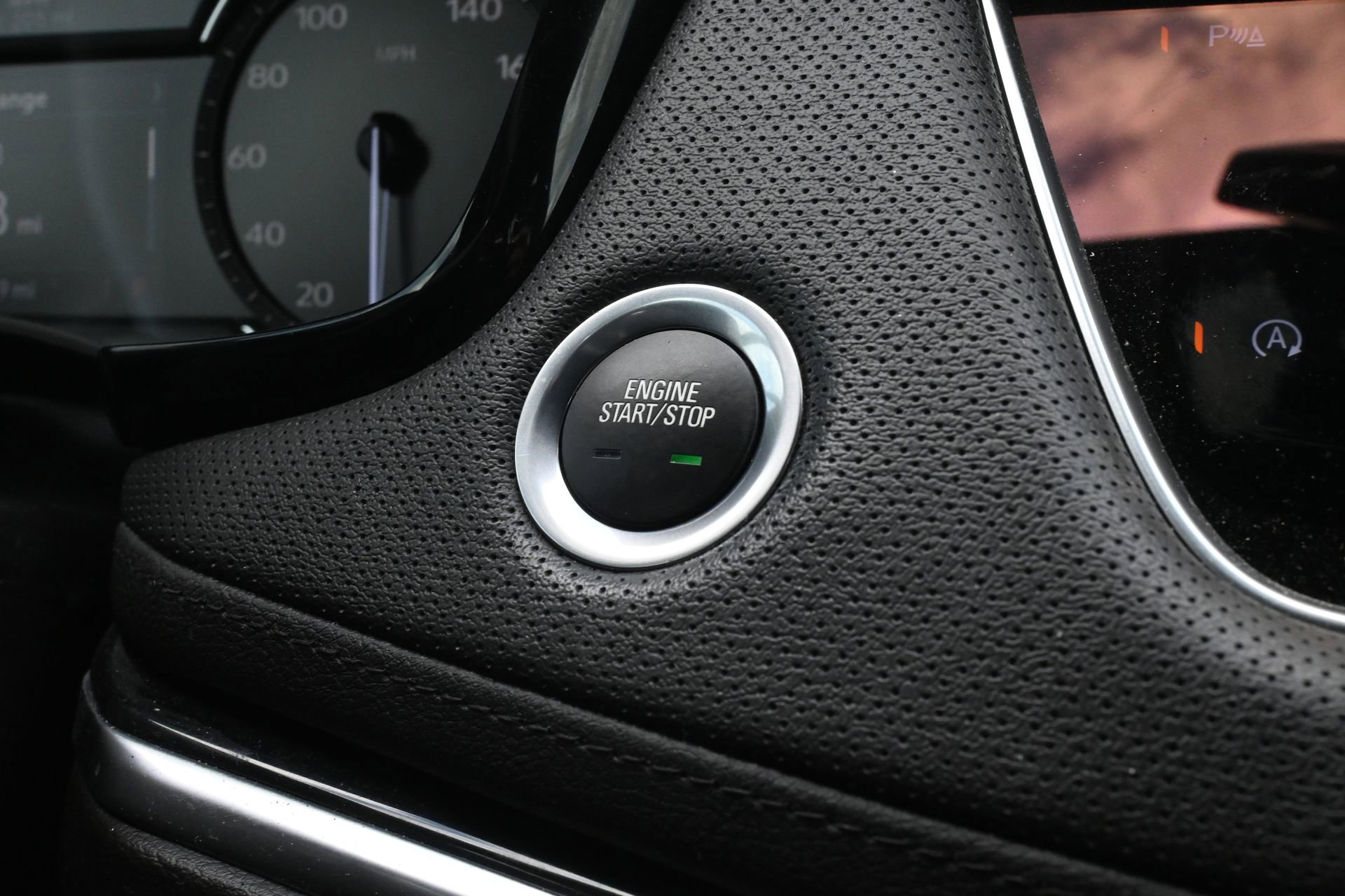 Certified 2023 Cadillac XT6 Luxury FWD image 15