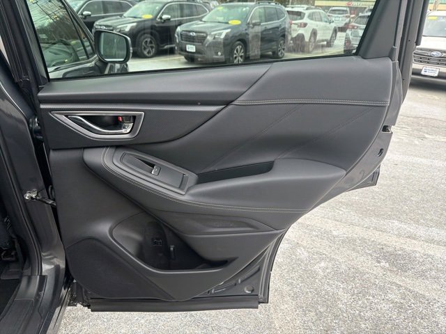 Used 2020 Subaru Forester Touring image 28