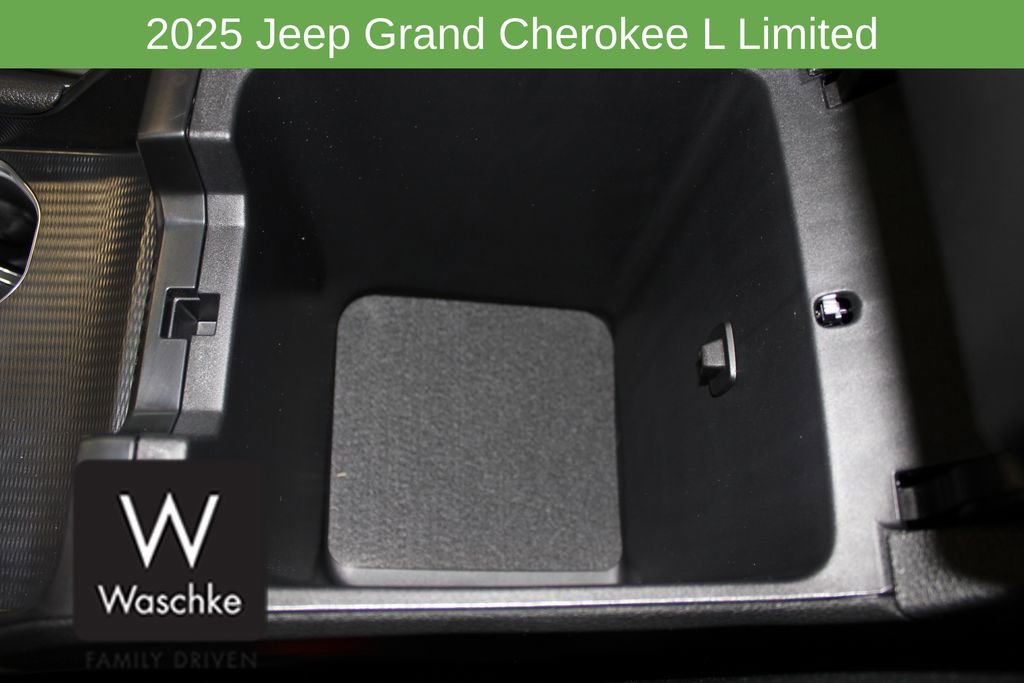New 2025 Jeep Grand Cherokee L Limited w/ Trailer Tow Package image 39
