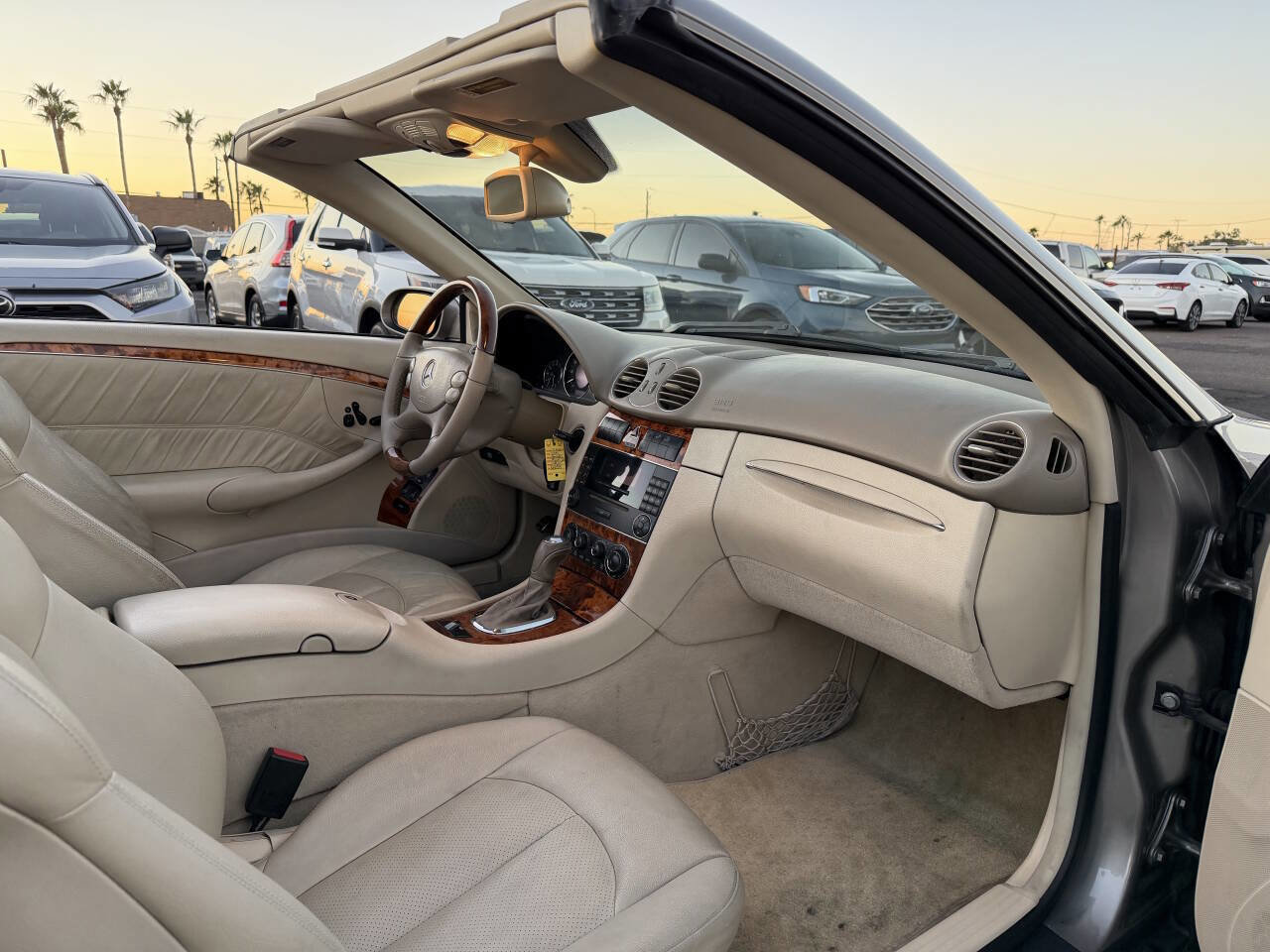 Used 2005 Mercedes-Benz CLK 320 Cabriolet image 22