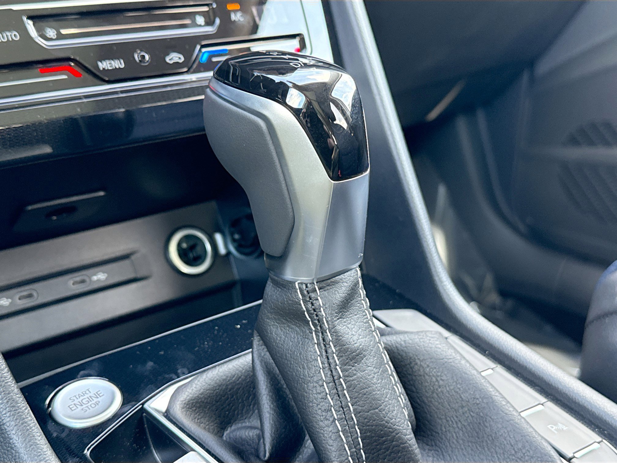 New 2026 Volkswagen Taos SEL AWD/4WD image 28