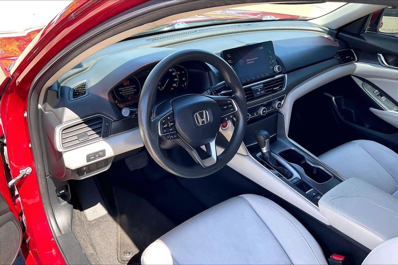 Used 2018 Honda Accord LX image 17