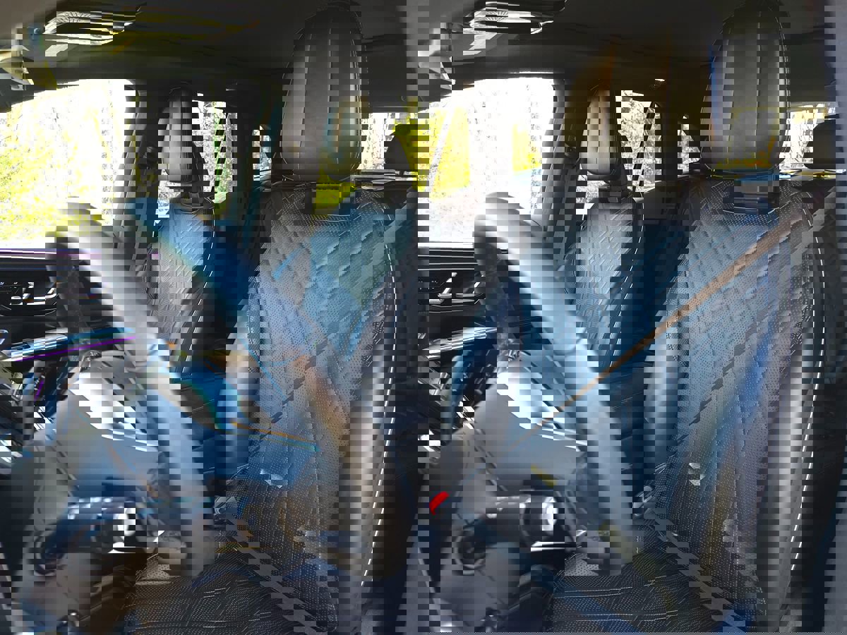 Used 2023 Mercedes-Benz EQE 500 4MATIC SUV image 13