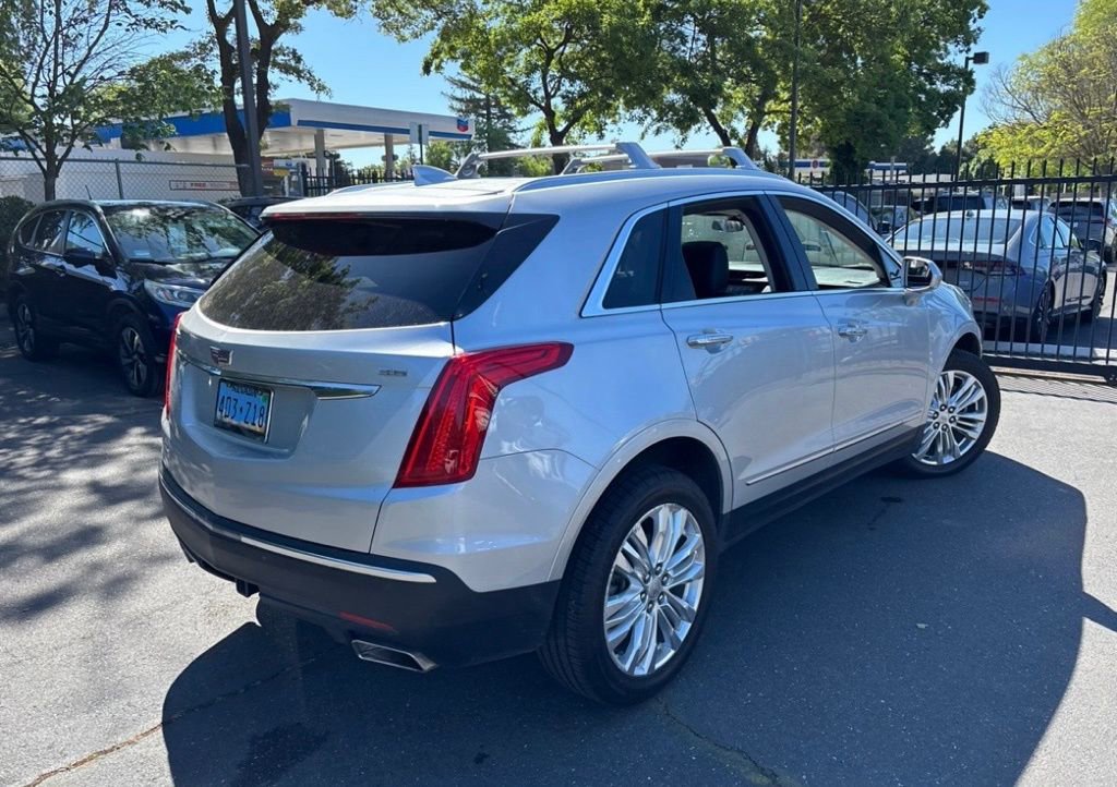 Used 2019 Cadillac XT5 Premium Luxury image 4