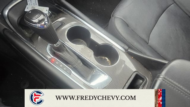 Used 2017 Chevrolet Malibu LT w/ Leather Package FWD image 19