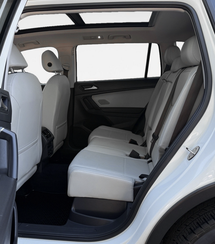 Used 2019 Volkswagen Tiguan SEL AWD/4WD image 13