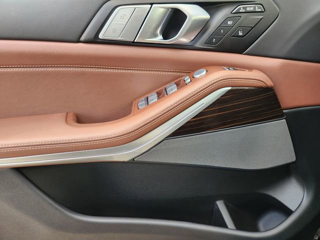 Used 2026 BMW X7 xDrive40i AWD/4WD image 21