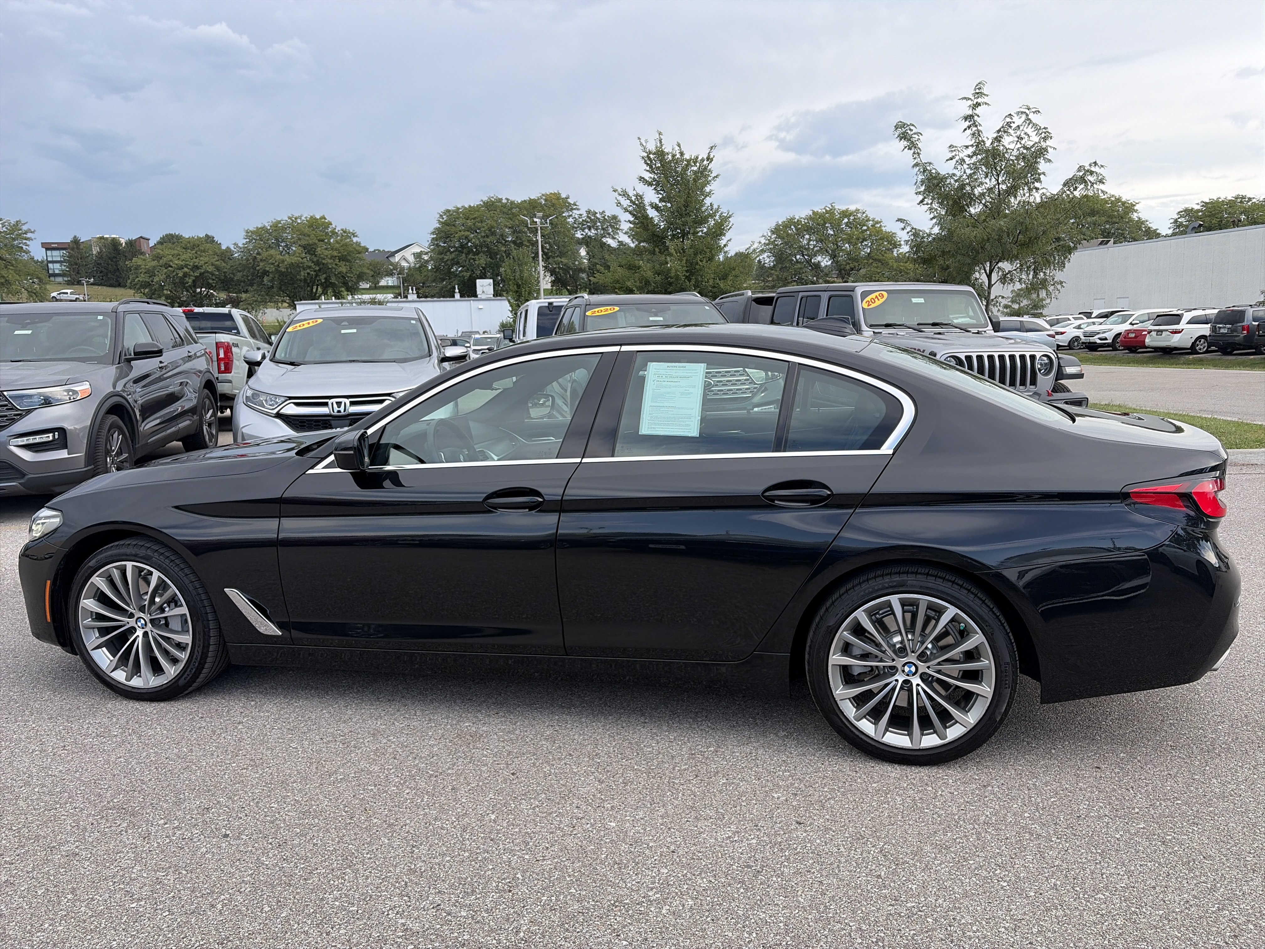 Used 2022 BMW 530i xDrive w/ Premium Package AWD/4WD image 8