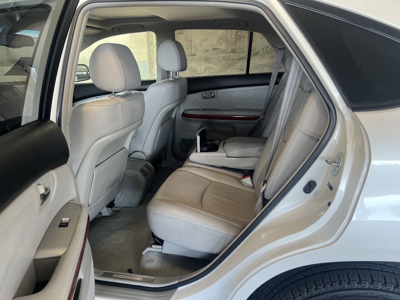 Used 2005 Lexus RX 330 FWD image 17