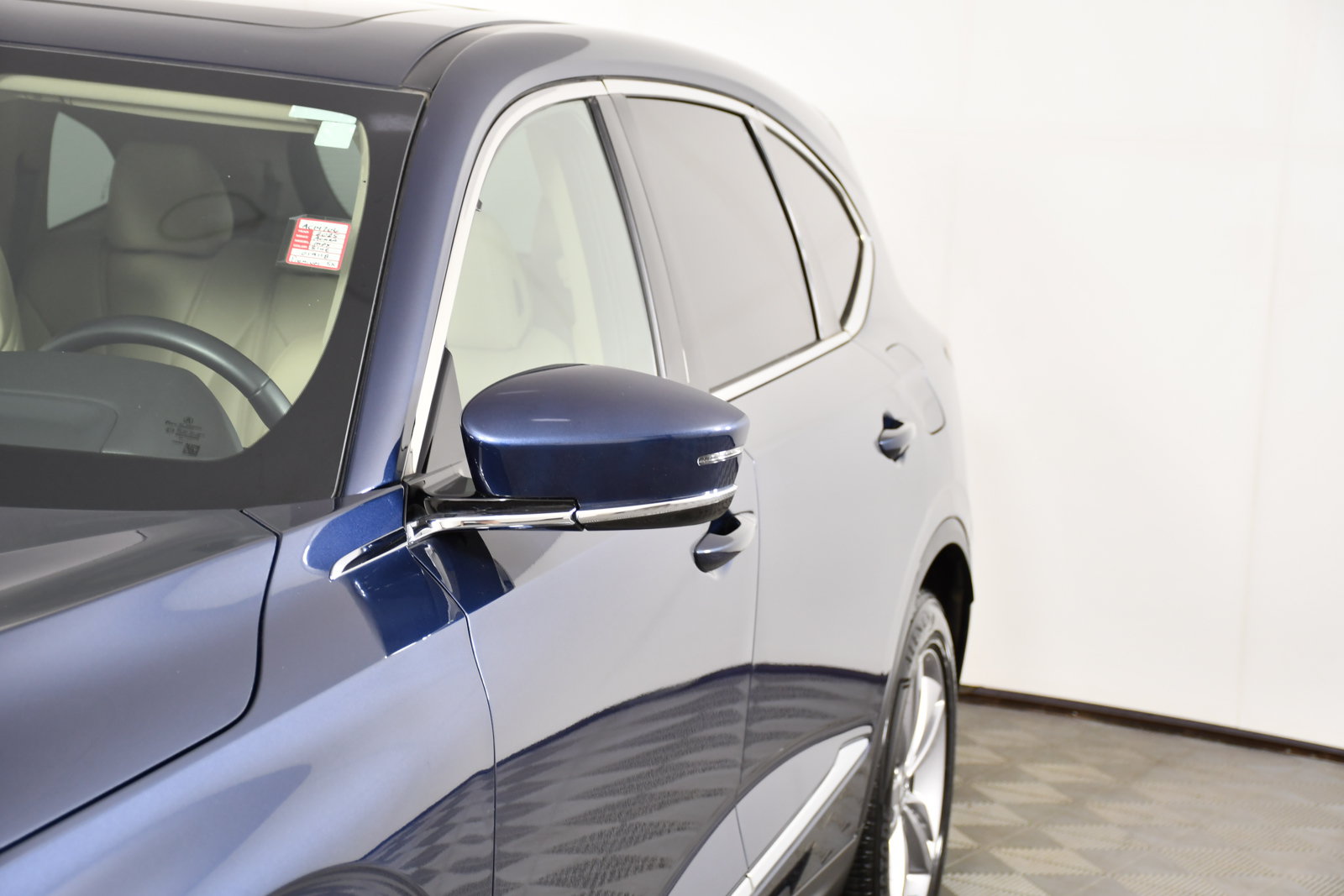 Certified 2025 Acura MDX SH-AWD image 13