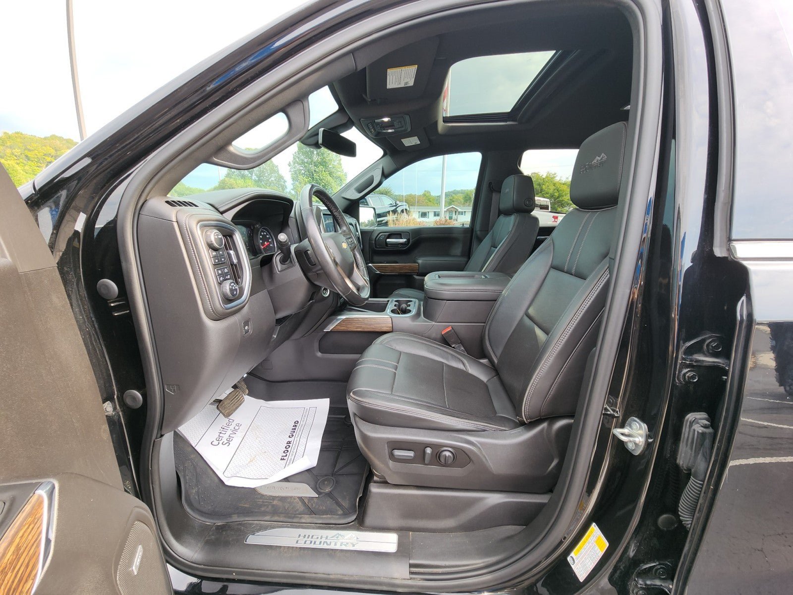 Used 2021 Chevrolet Silverado 1500 High Country AWD/4WD image 29