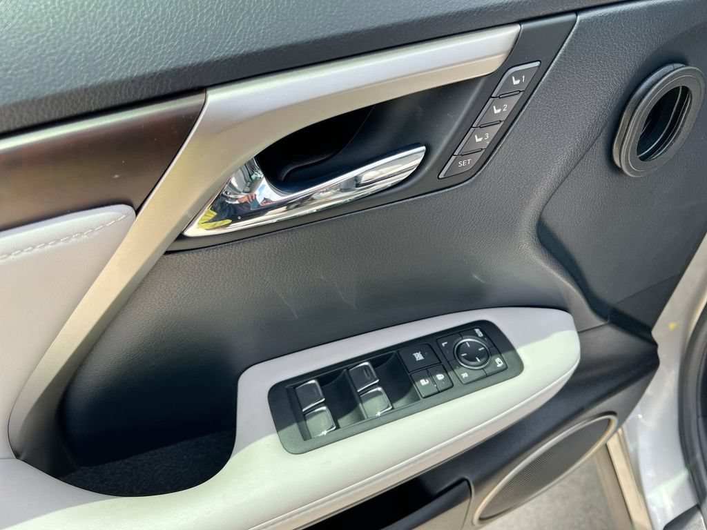 Certified 2022 Lexus RX 350 FWD w/ Premium Package image 11