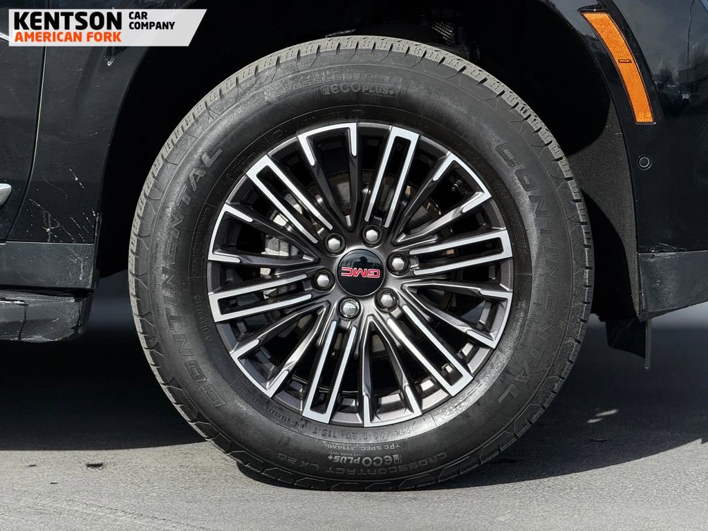Used 2025 GMC Yukon XL Elevation image 17