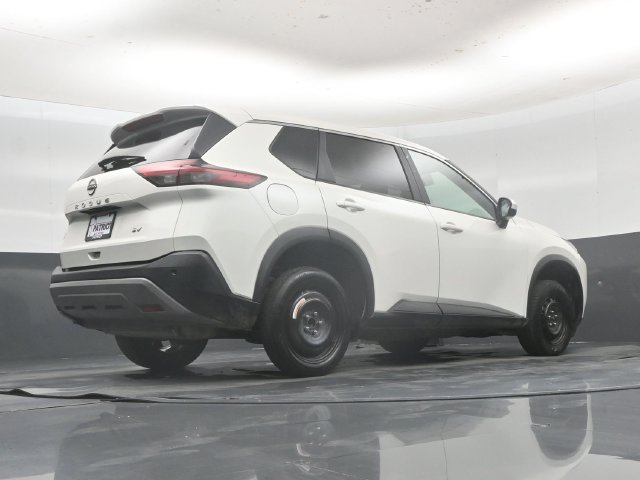 Used 2023 Nissan Rogue SV FWD image 50
