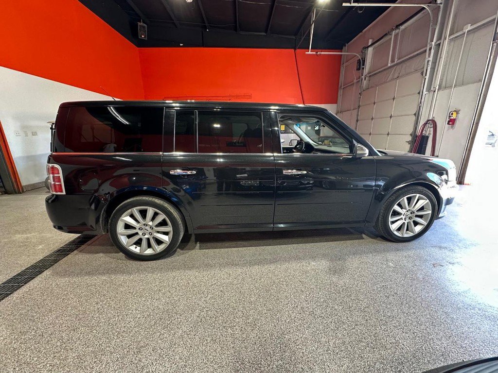 Used 2012 Ford Flex Limited w/ Equipment Group Order Code image 2