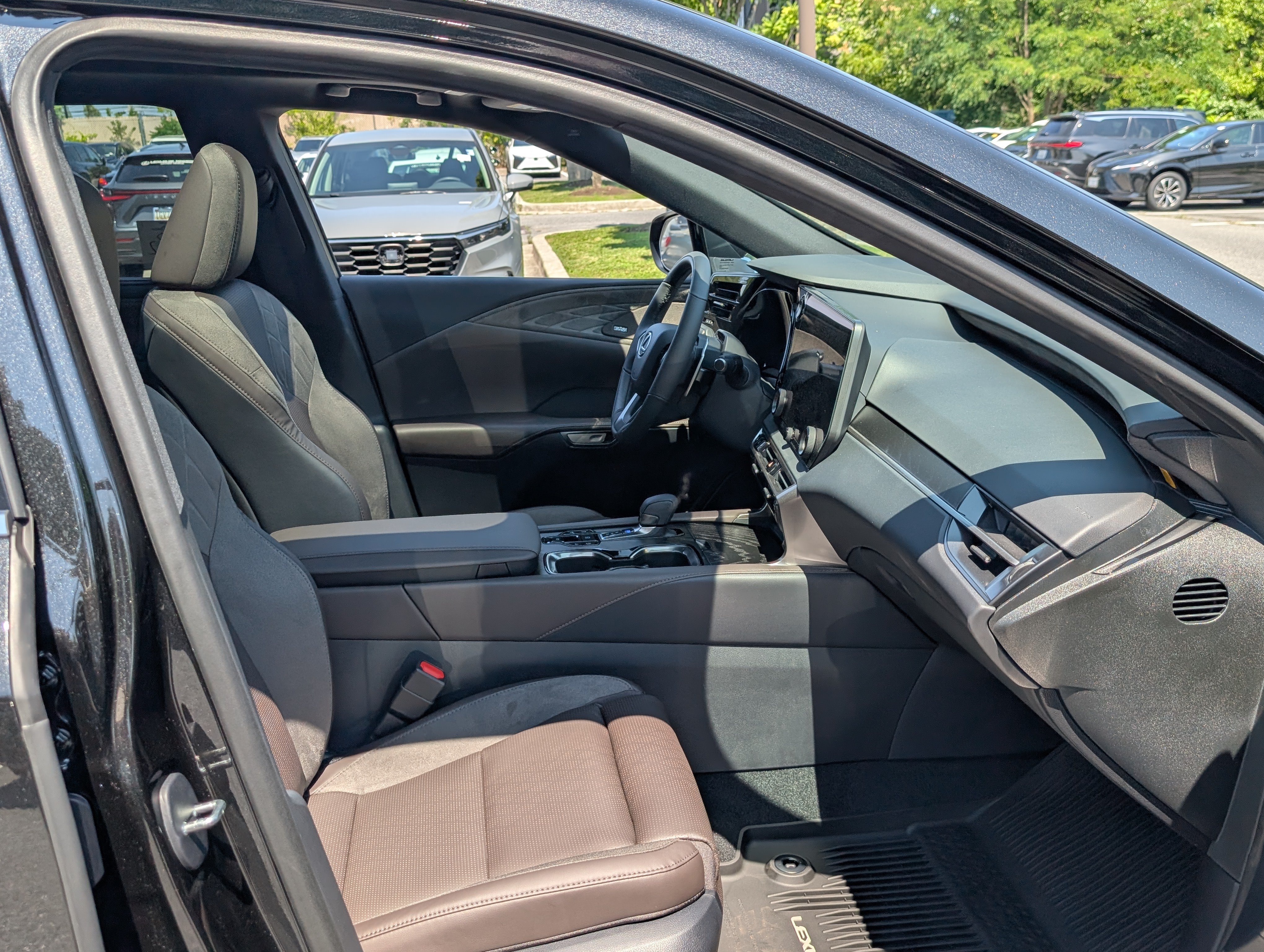 New 2026 Lexus RX 350 AWD w/ Convenience Package image 7