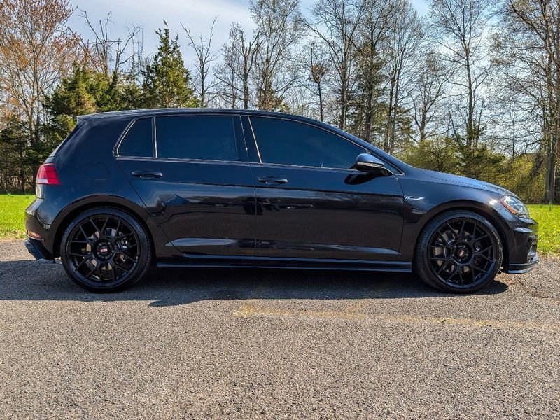 Used 2018 Volkswagen Golf R 4-Door AWD/4WD image 4