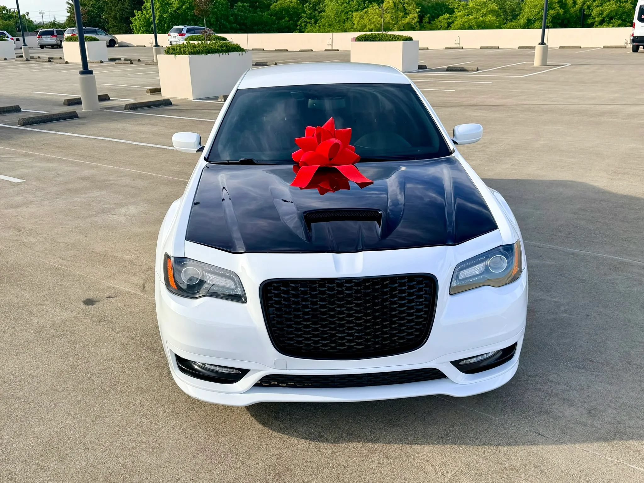 Used 2013 Chrysler 300 S RWD image 9