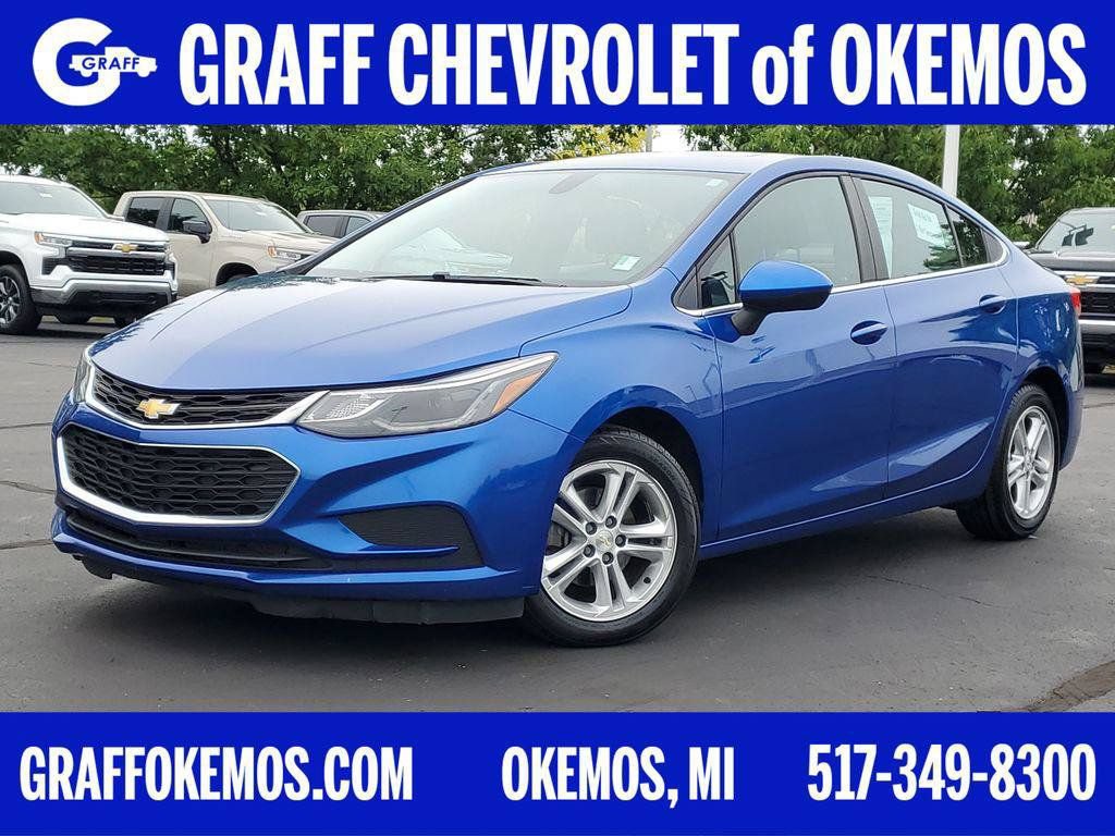 Used 2018 Chevrolet Cruze LT w/ Sun And Sound Package FWD image 1