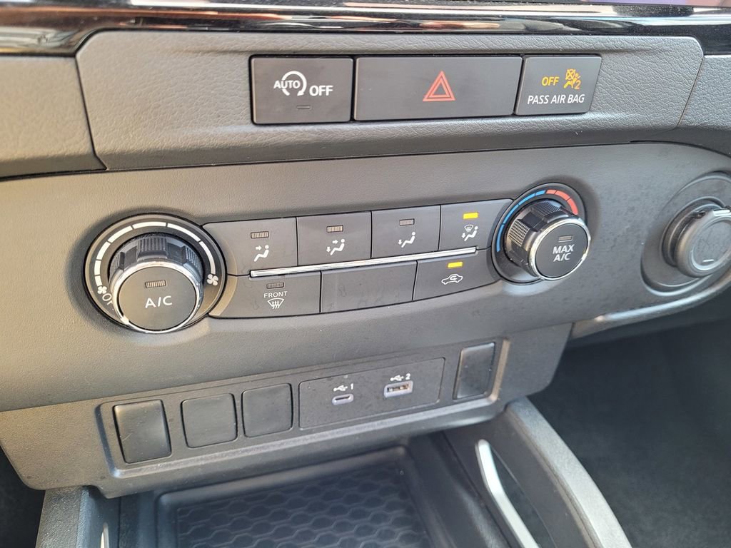 Used 2023 Nissan Frontier SV image 21