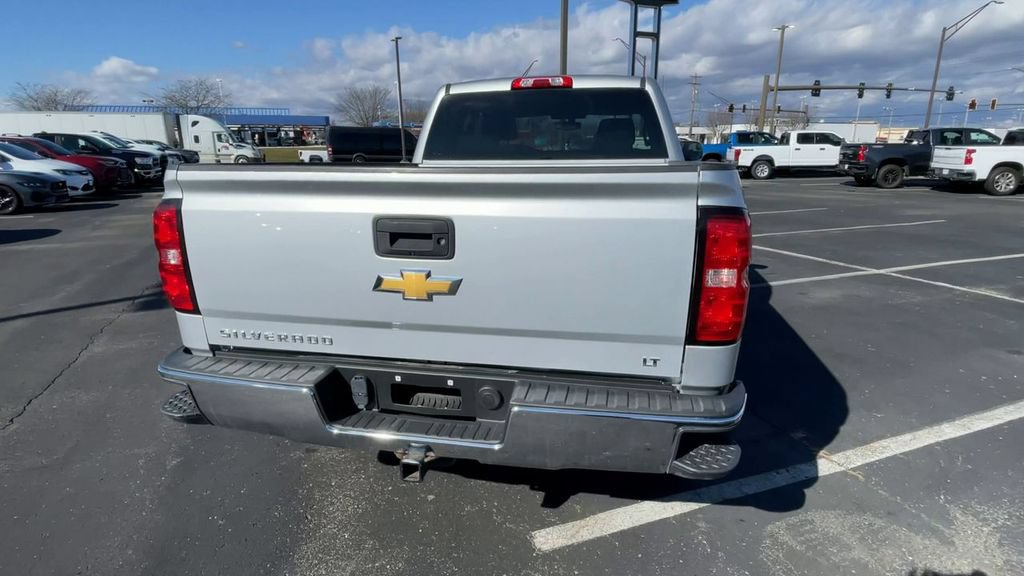 Used 2018 Chevrolet Silverado 1500 LT AWD/4WD image 9