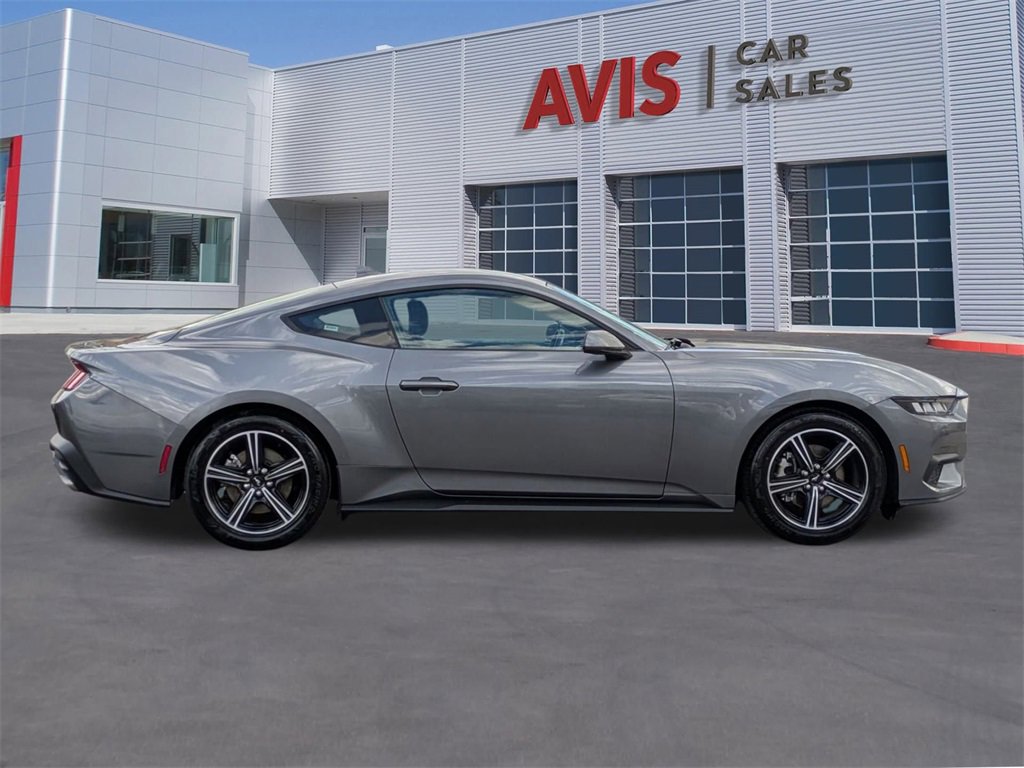 Used 2024 Ford Mustang Coupe image 5