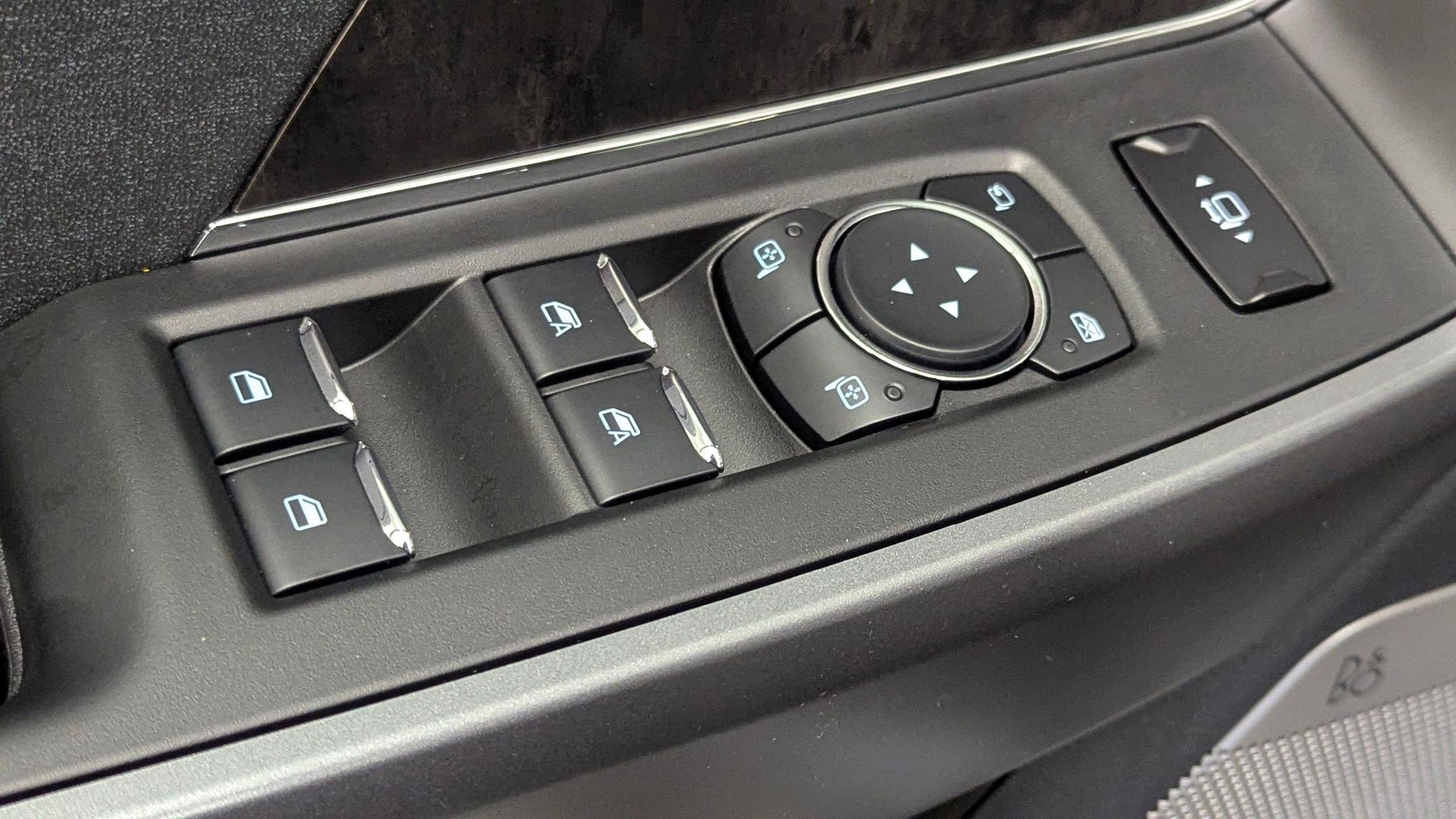 New 2026 Ford F250 Lariat w/ Chrome Package image 11