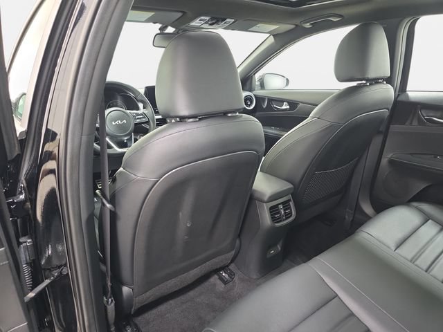 Used 2024 Kia Forte GT-Line w/ GT-Line Premium Package FWD image 12
