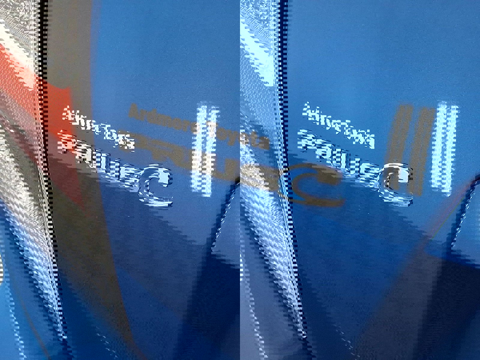 Certified 2018 Toyota Prius C One image 23