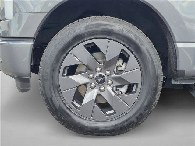 Used 2022 Ford F150 Lightning Lariat AWD/4WD image 22