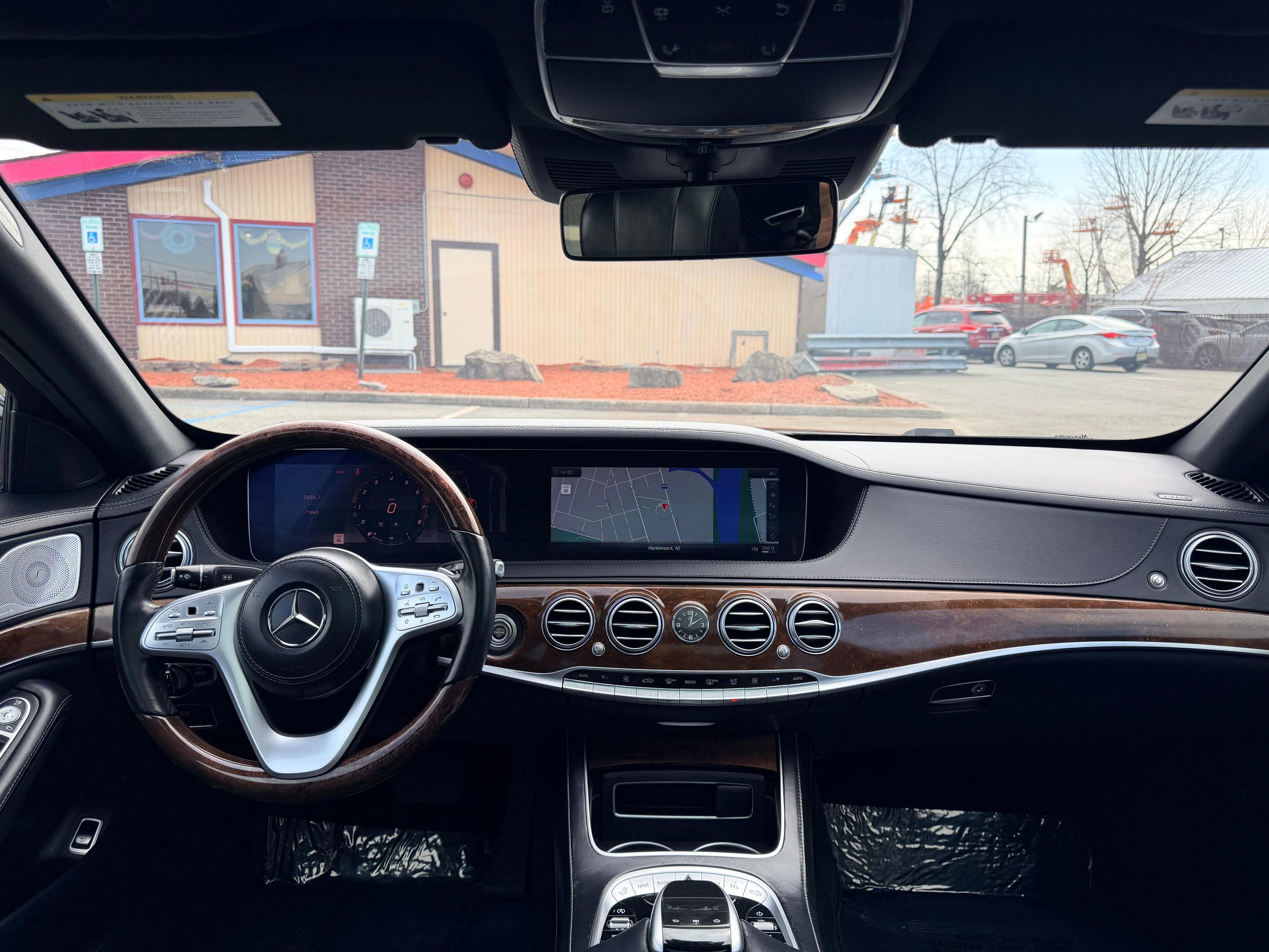 Used 2018 Mercedes-Benz S 560 4MATIC Sedan image 34