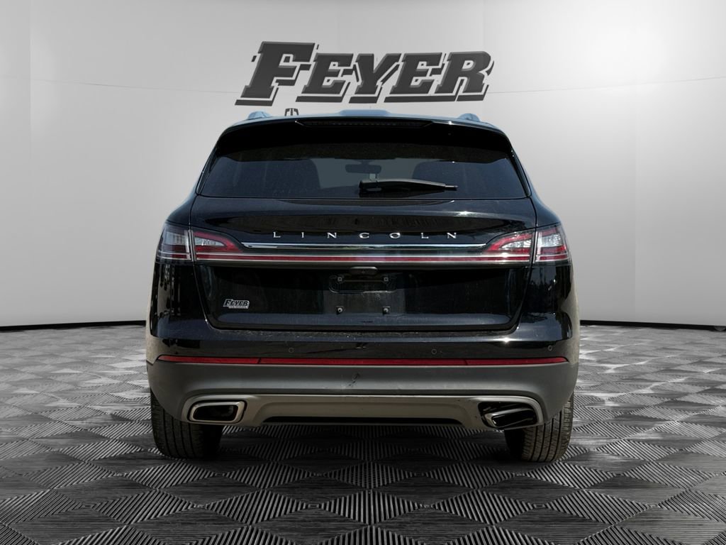 Used 2023 Lincoln Nautilus Reserve w/ Equipment Group 201A FWD image 4