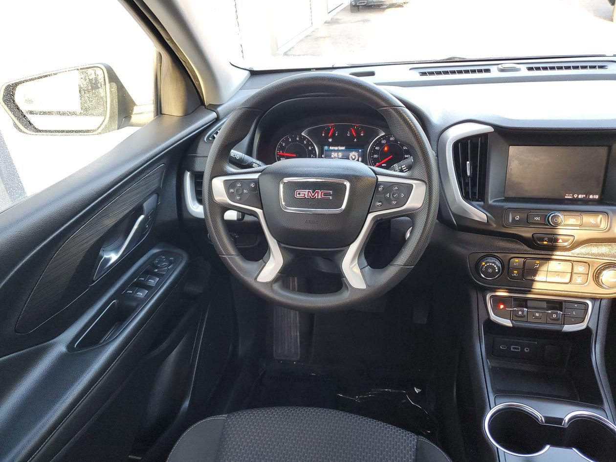 Used 2024 GMC Terrain SLE FWD image 12