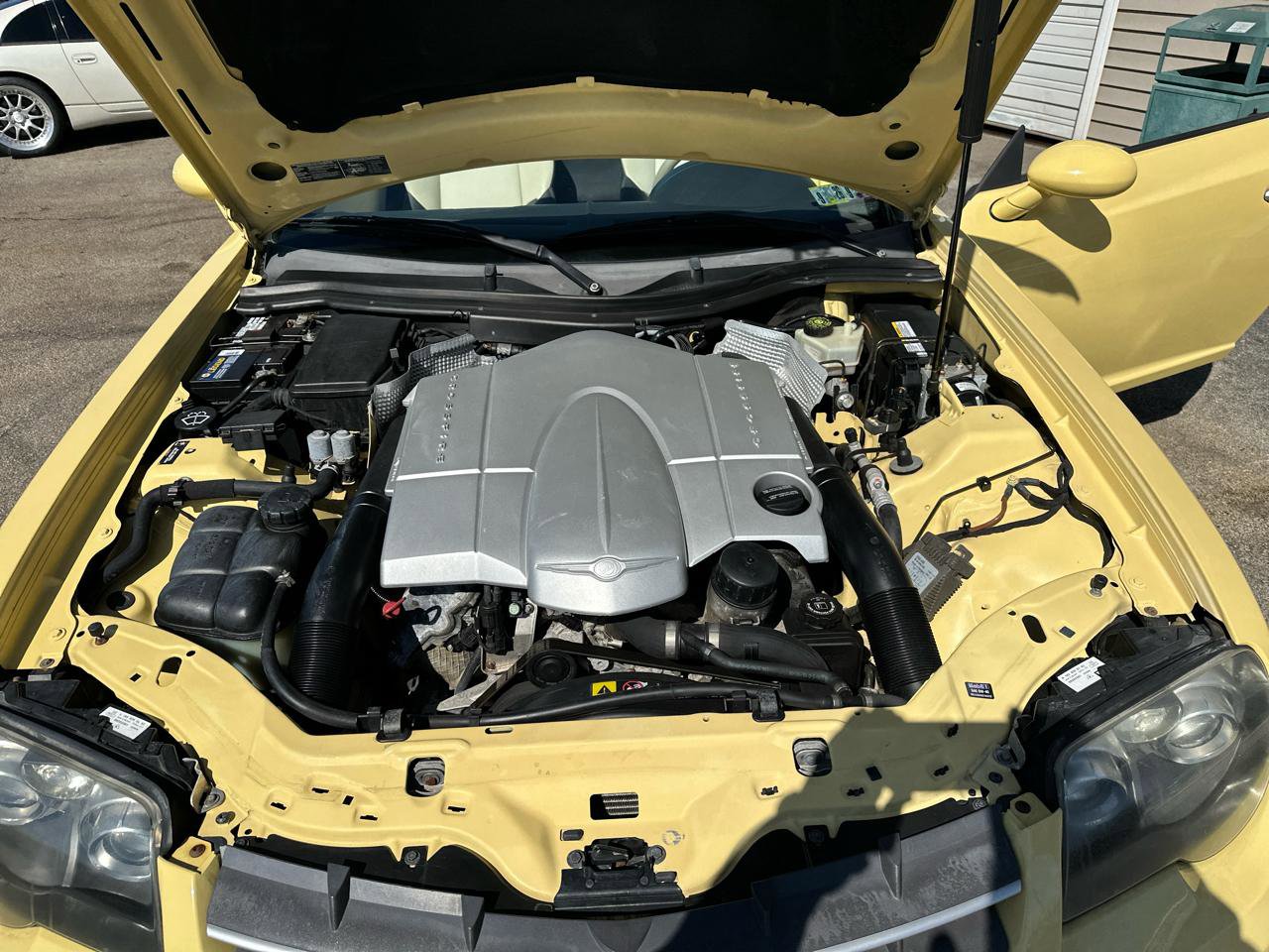 Used 2005 Chrysler Crossfire Limited RWD image 19