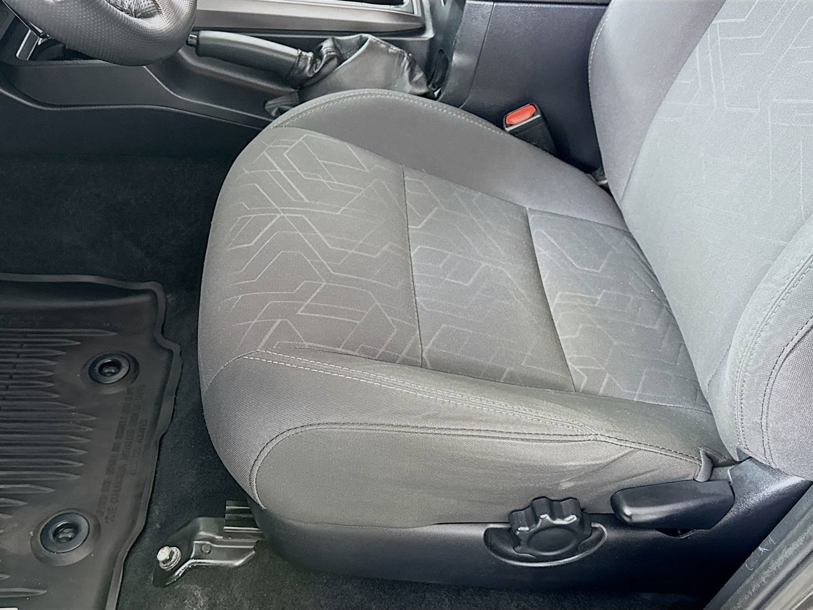 Used 2017 Toyota Tacoma TRD Sport image 14