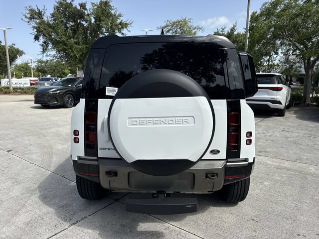 Used 2023 Land Rover Defender 110 X-Dynamic SE AWD/4WD image 24