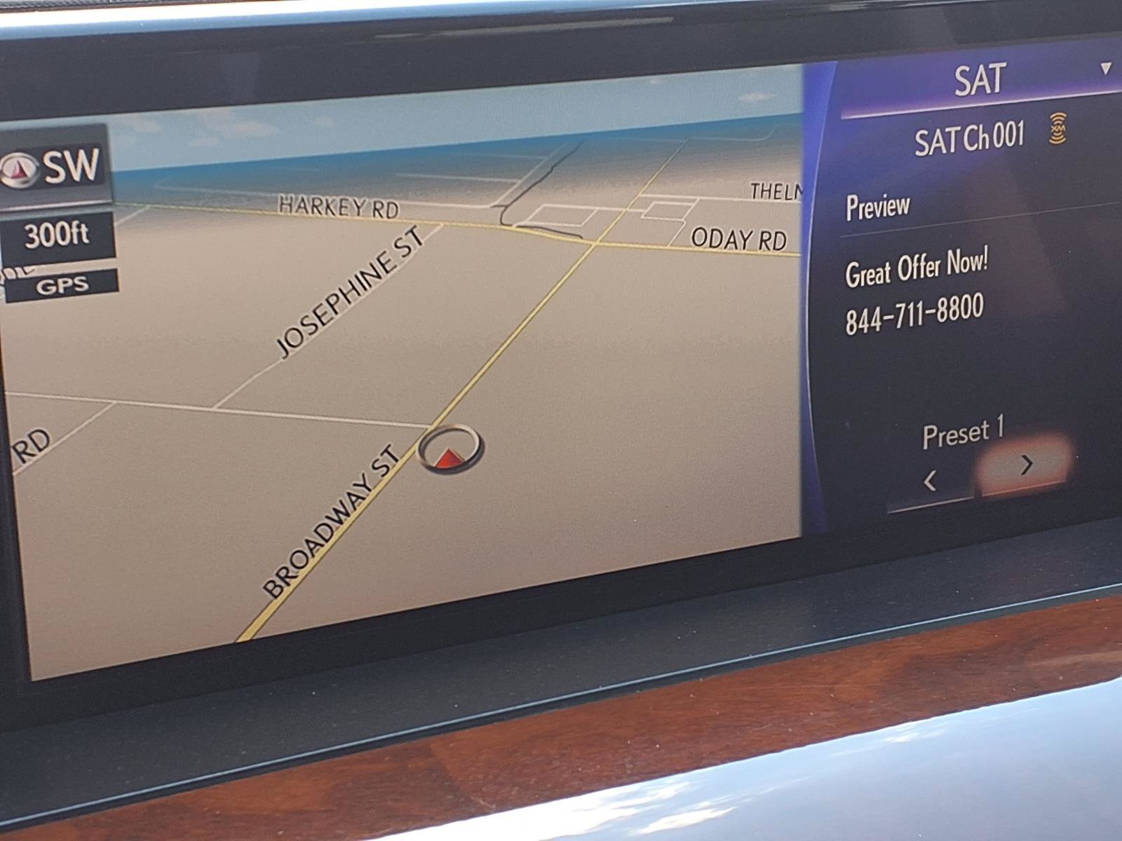 Used 2018 Lexus LX 570 4WD w/ Luxury Package image 5