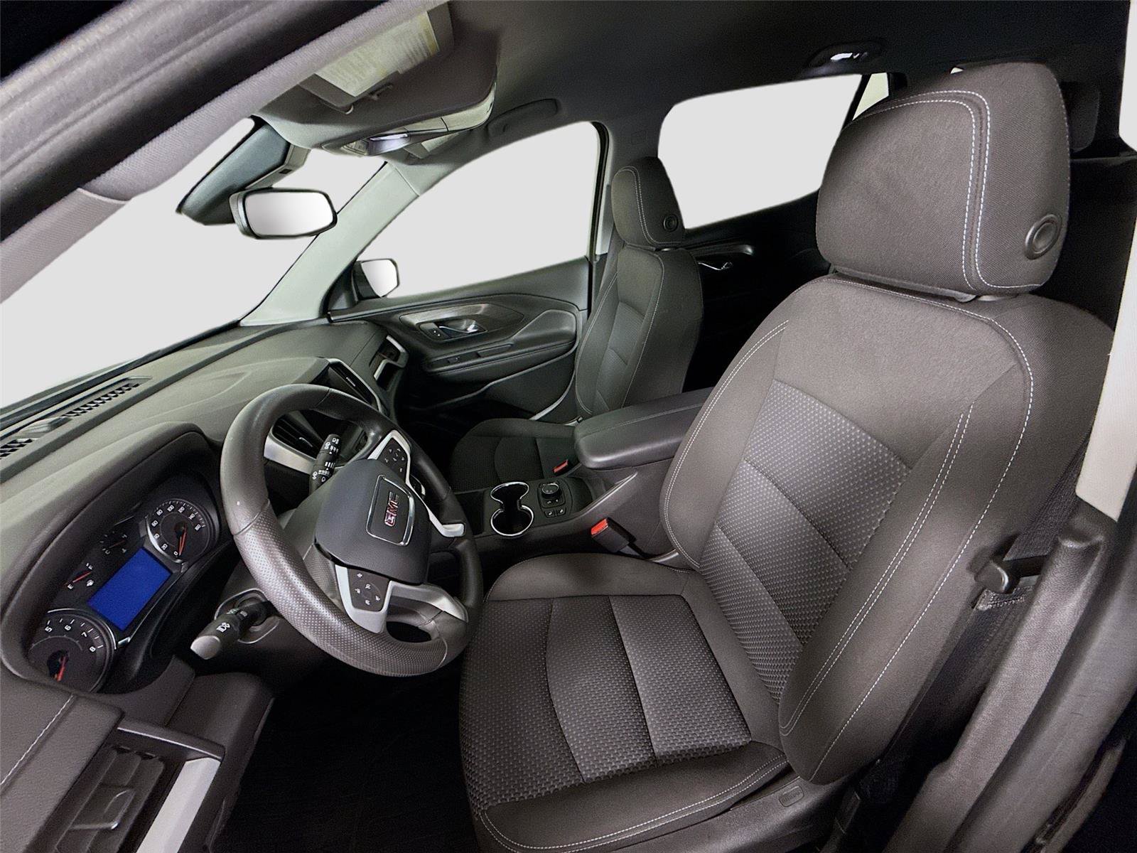 Used 2023 GMC Terrain SLE w/ Driver Convenience Package FWD image 14