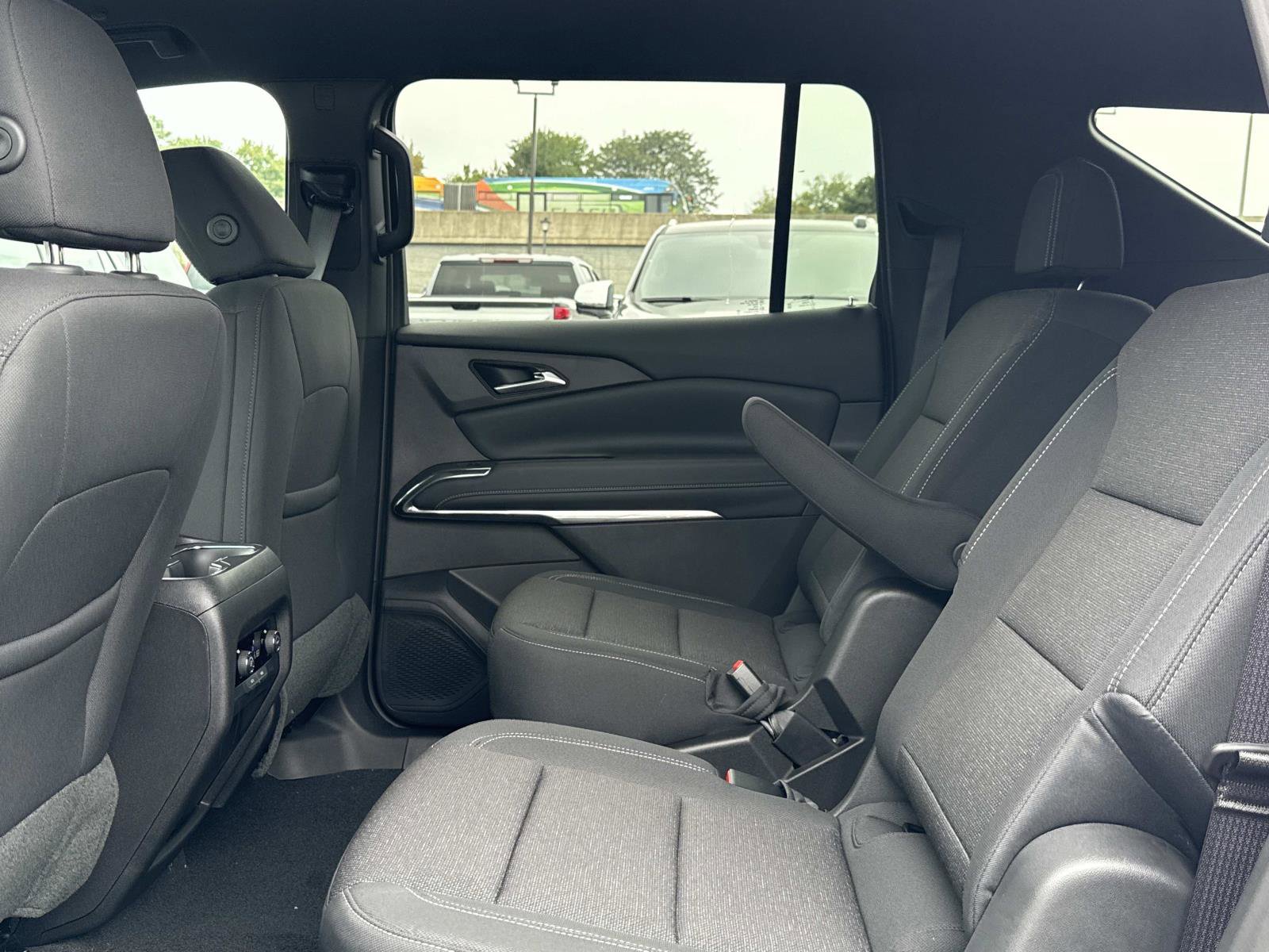 New 2026 Chevrolet Traverse LT image 18