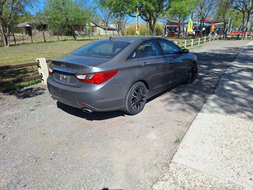Used 2011 Hyundai Sonata Limited w/ Navigation Pkg 5 FWD image 30