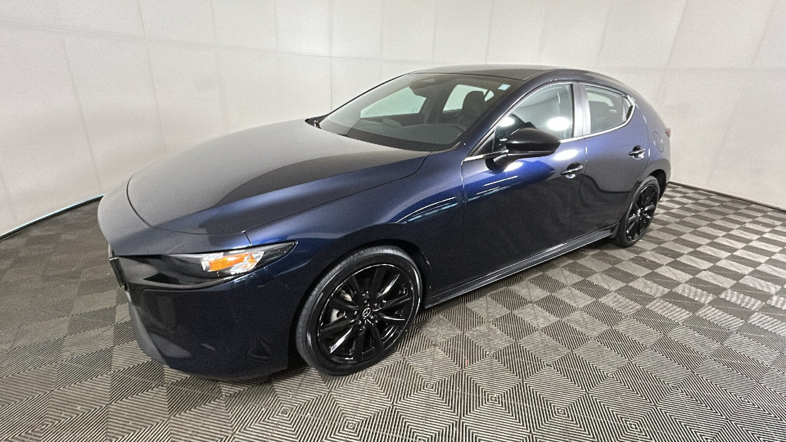 Used 2024 MAZDA MAZDA3 s FWD image 7