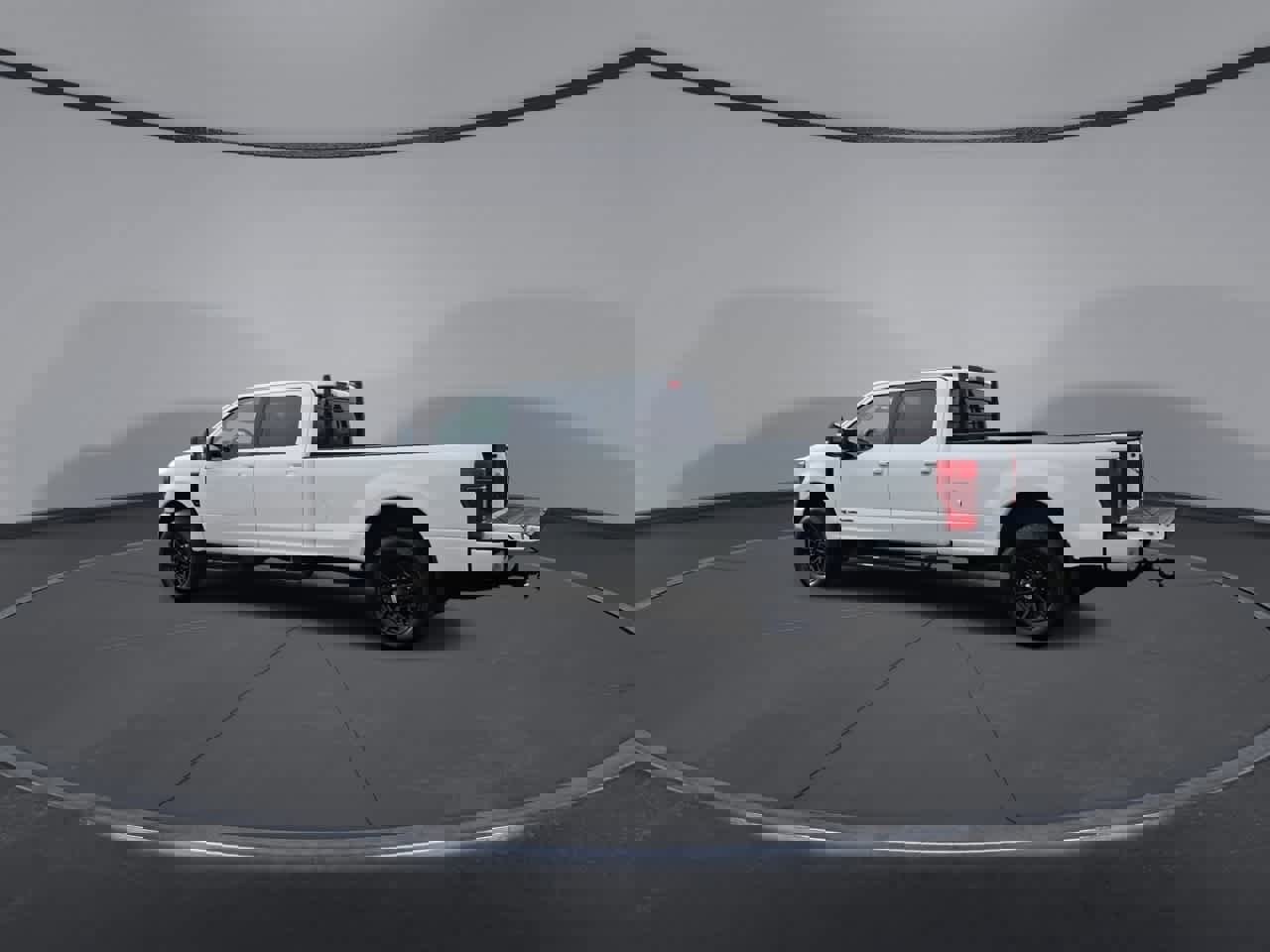 Used 2022 Ford F250 Lariat w/ Black Appearance Package image 6