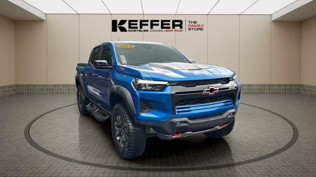 Used 2024 Chevrolet Colorado ZR2 w/ ZR2 Convenience Package III AWD/4WD image 9