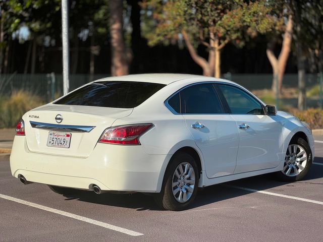 Used 2015 Nissan Altima 2.5 FWD image 13